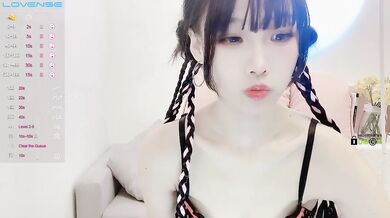 stripchat【Swag_SASA】百变小魔女~!蓝芽跳蛋~白虎骚逼 (10)